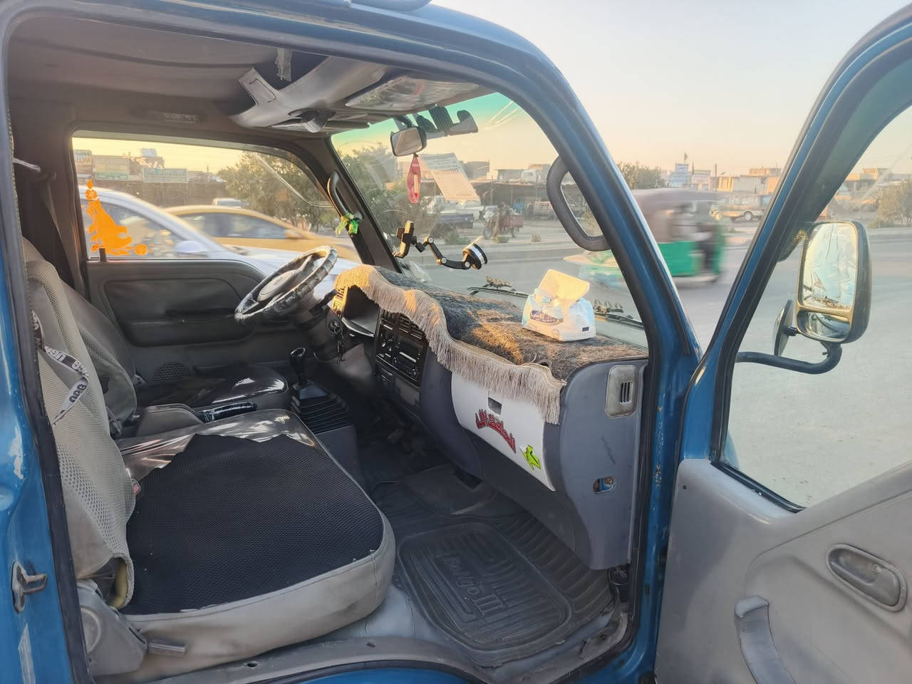 سلام عليكم كيا ام عيون ثابت مو قلاب 2002 ام الحاكيه سياره بسمي وجاهزه رقم نكليزي بغداد توهه مهزوزه تحويل ثاني يوم تخم تاير كهربائيات كلها شغاله مكينه خير من الله  السعر 77 وبيها مجال غير متواجد علئ الفيس موبايل *********** الخط الثاني ***********
