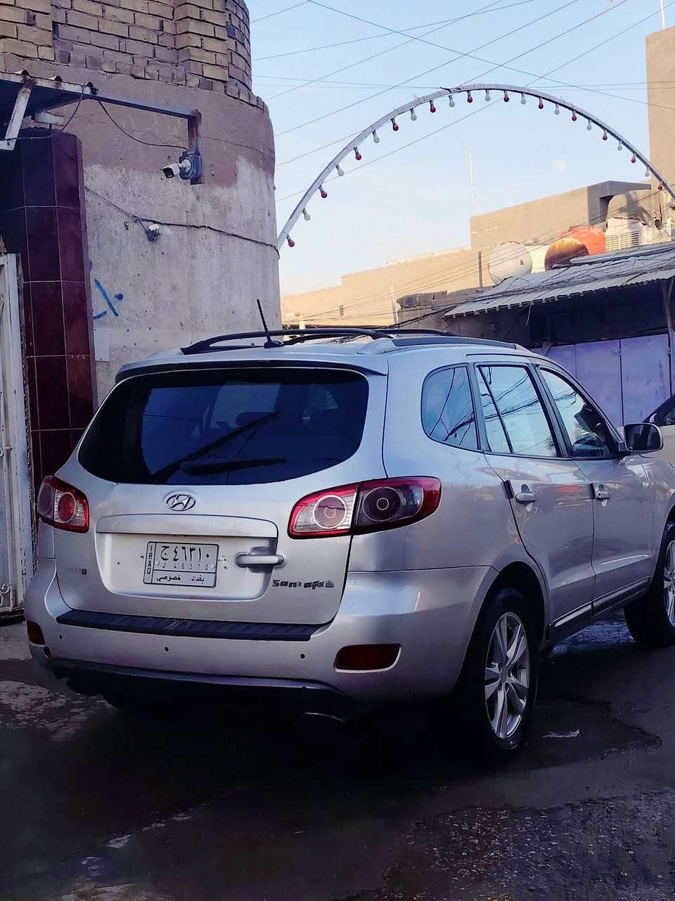 السلام عليكم سيارة ٢٠٠٧هونداي سنتافيا مصبوغه حزام حادث امريكا بالجنطه مكينه ٦سلندر٧ راكب تحويل مباشر سعر ٩٨ بيها مجال مكان حله مركز مدينه رقم موبايل ***********
