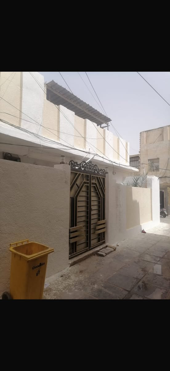 السلام عليكم … بيع مستعجل 
بيت 🏡 للبيع في منطقة الصابئه 
المساحه 180 م الواجه  10 م والنزال 18 م 
بيت يحتوي على طابقين البيت نظيف ومرتب 
البيت 🏡 حالياً فارغ جاهز للسكن 
السعر مراسلة الصفحه او مراجعة مكتب الخزاعي للعقار … ***********
