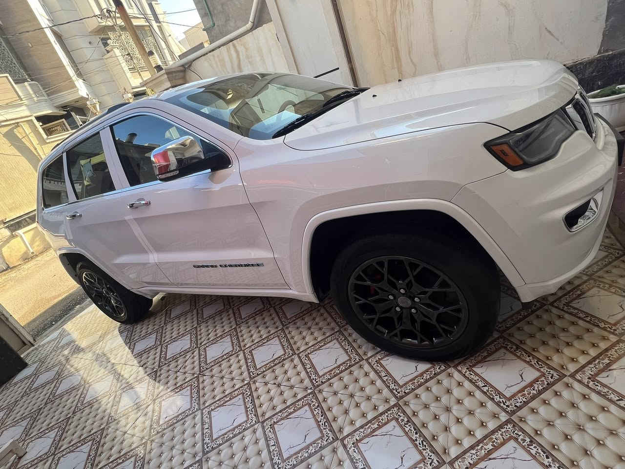 سلام عليكم اخوان جيب 2018امريكي كلين تايتل كفاله عامه فول موصفات 1/1لمتدد رقم بغداد ماشيه ٧١الف سعر 275بيه مجال رقم هاتف ***********
