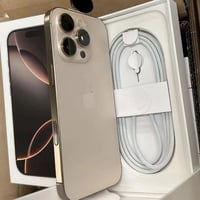 ايفون 16 برو ماكس ذاكرة 256 بطارية 100 مكفول من شخط اي زلخ شخط تاخذة ب...