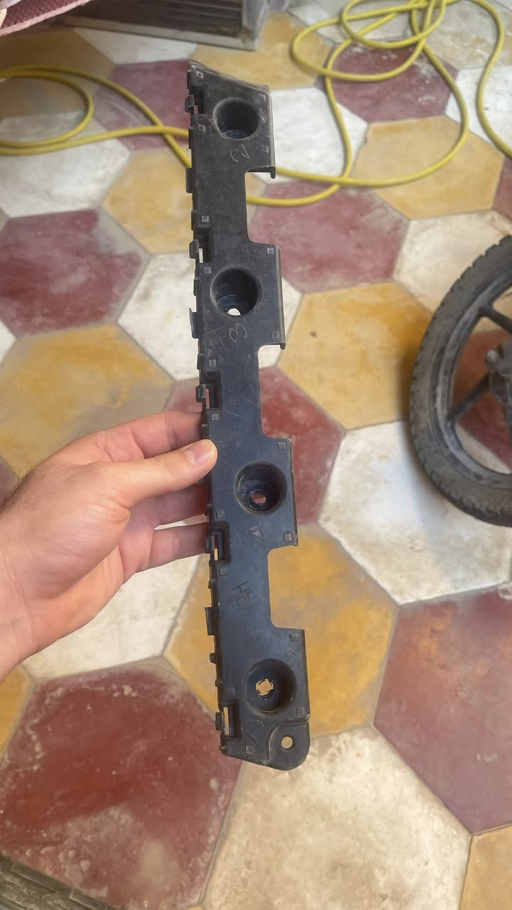 السلام عليكم
بك لايت جنطة جهة يمين متحرك ترافرس ٢٣مال وكاله اصلي ما بيه ولا زلغ 

اكرر مال وكاله مو تفصيخ ولا تجاري وكاله اصلي .

السعر (٢٥٠) دولار 

ماسكة دعامية خلفيه جهة يمين 

سعره (٢٥) دولار


**إذا كنت صاحب هذا الإعلان وتريد حذفه لأي سبب، رجاءا أرسل رسالة إلى الدعم الفني**