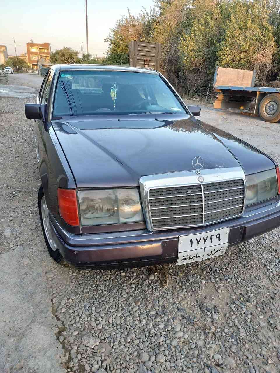 موديل 1993 مكينه بطه 2500 
كير محرك بشرط  
جام كهرباء
٤ تايرات جديد 
ادامة كامله بشرط تحويل نفس يوم 
مكان سيارة 
قضاء كلار
***********

