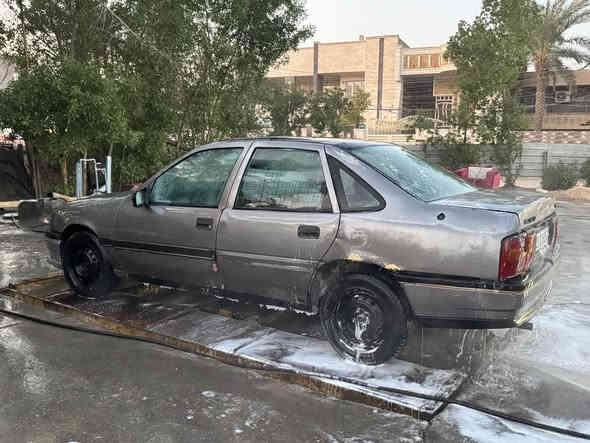 ‎السلام عليكم
اوبل فكترا موديل ١٩٩١ سياره نضيفه شوفت عينك
بيها بداية خيط تبخير  السيارة هزه وسنويه‎ بغداد
