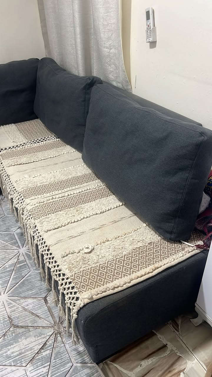 سلام عــْ⁽ۣۣۣۙۗ₎ـليكہ ۦ ديوان مع عارضه مع ميز تلفزيون مع طبلات للبيع  الديوان 300 وبي مجال بسيط 
والعارضه 75
والميز والطبلات 75 
مكاني بغداد العامريه


**إذا كنت صاحب هذا الإعلان وتريد حذفه لأي سبب، رجاءا أرسل رسالة إلى الدعم الفني**