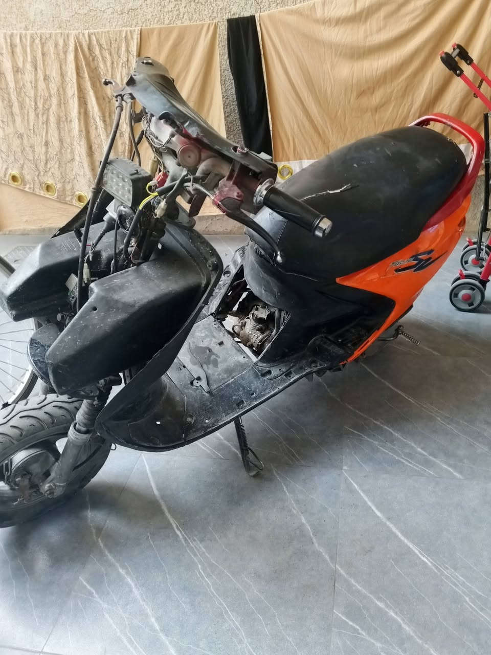 سلام عليكم عندي فراشة دراجه موديل 2021 دراجة مرتبه مايرادله اي شي بس تنضيف ..... المايشتري خلي يكلب الصورة يراسلني عل هذا الرقم*********** بخير ويدلل
