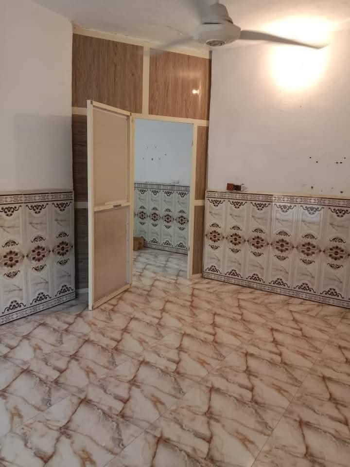 بيت للبيع زراعي مساحه ١٦٠ بي غرفه هول مطبخ صحيات داخليه او تواليت خارجي بعقوبه باب الدرب قريب من شارع عام او قريب على جامع لا اله الا الله السعر ٢٩ مليون بي مجال التواصل ***********
بيت للبيع زراعي مساحه ١٦٠ بي غرفه هول مطبخ صحيات داخليه او تواليت خارجي بعقوبه باب الدرب قريب من شارع عام او قريب على جامع لا اله الا الله السعر ٢٩ مليون بي مجال التواصل ***********
