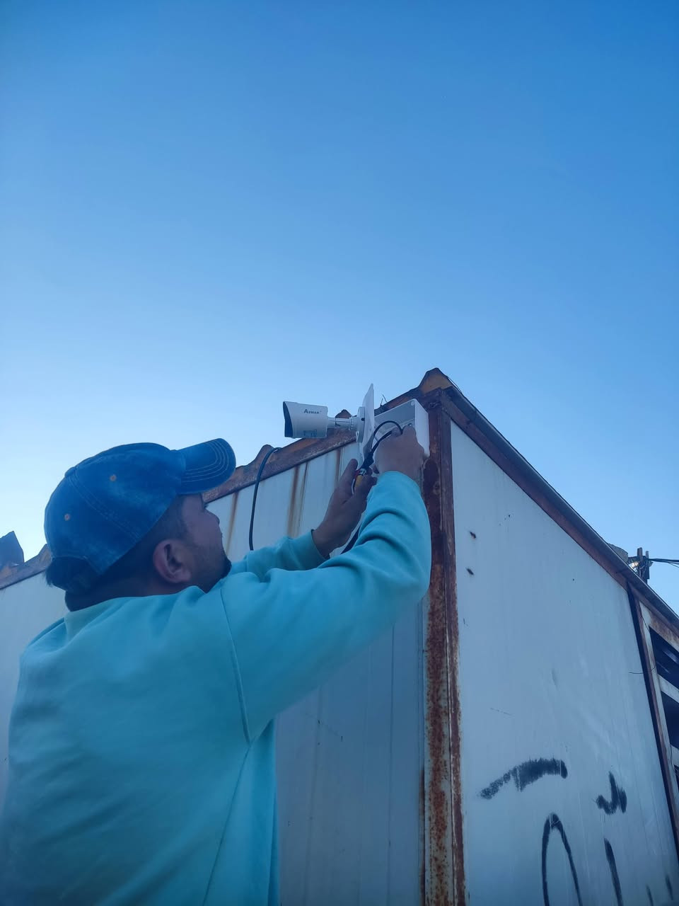 في ديالى ــــــــ الحويش
تم ربط كامرات من ماركة  Aswar بدقة 5 maka pksl
عدد 5 Full Color  مع خاصيه الذكاء الاصطناعي 
مع اضافه ubs نوع Risenk 
مع اضافة بوكس لكل كاميرا لحمايه الكاميرا من العبث والظروف الجويه 
مع اتقان في العمل والترتيب 
مستعدون
لصيانه ـ تجهيز ـ نصب 
يوجد كافه ماركات الكامرات 
للاستفسار الاتصال على الرقم 
*********** م علي
محافظه ديالى
