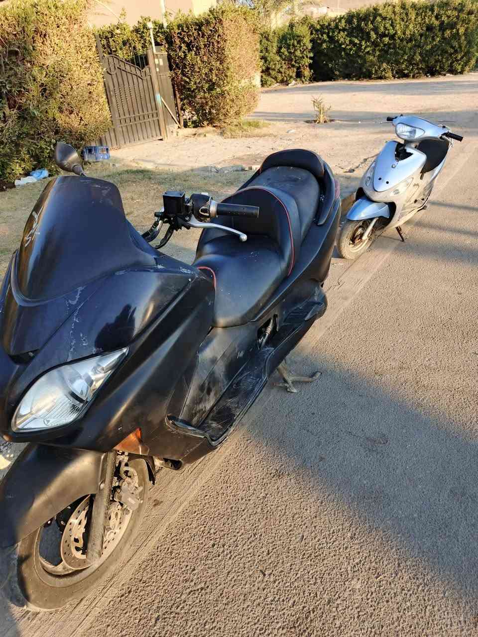 السلام عليكم فورزة 08 للبيع كلشي شغال بل دراجة خير من اللة كير شغال كهربائيات كاملة ***********
