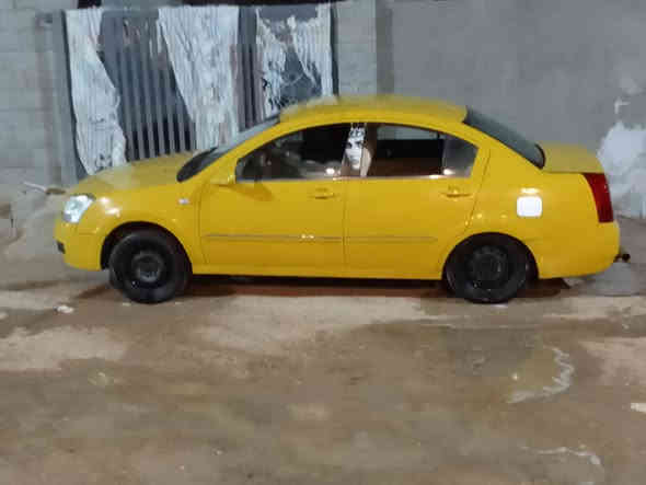 شيري اي فايف محور كامري موديل 10 سياره بدون ضربه ولها حدث سياره متعوب عليها سعر 45 بي 
***********
