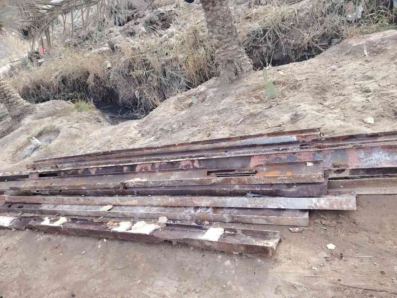 السلام عليكم شلمان روسي قديم نضاف مابيهن شي لبيع وقسم منهن مو كلش تعبانا ت  العنوان سوق الشيوخ منطقه ام الحلان مقابيل قريه النصر  ***********
