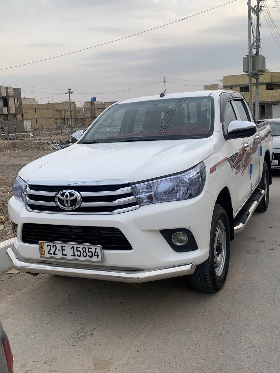 السلام عليكم
هايلوكس 2021
فورويل (دفع رباعي)
بانزين 
مكان بارد واحد فقط 
كير اوتماتيك
مواصفات عادية
السعر 260 وبيها مجال 
الرقم ***********
