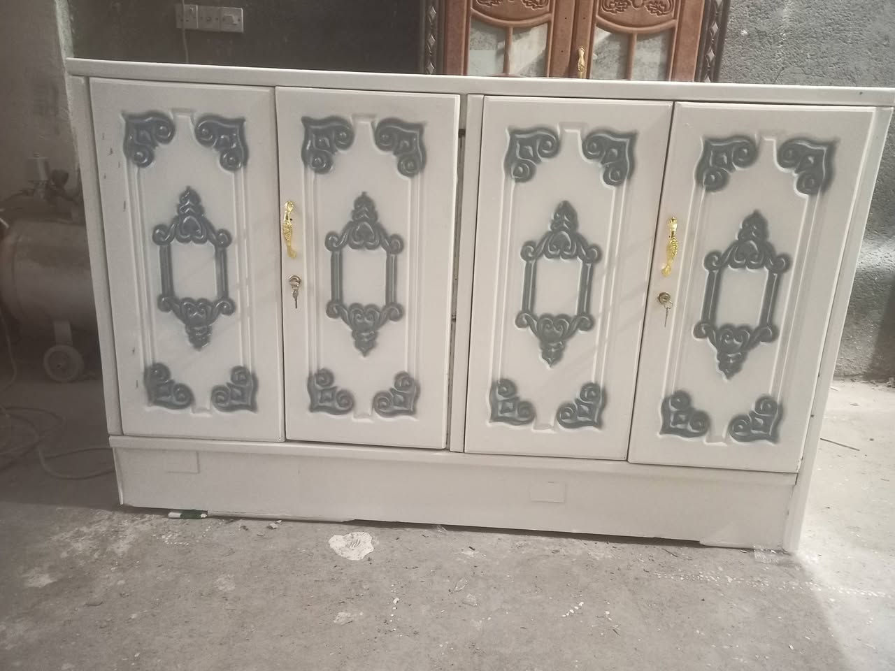 يوجد لدينا حاليا بوفيات القياس مترين ونص السعر ١٤٠ الف والثانيه متر وستين السعر ١٢٠ 
العنوان ذي قار قضاء الغراف قرب علوة الاسماك محل نجارة اثير ***********
