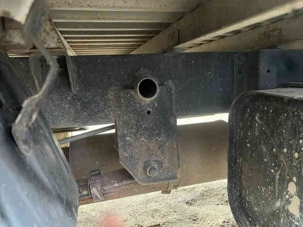 السلام عليكم سياره ٢٠١٥رقم بغداد محرك ٢٧٠٠
جاهزه السياره محرك كير اكسل تايرات التبريد بي ليك 
والسونار موجود 
السعر ١٢٠$
مكاني ابوغريب رقم صاحب السيارة
***********
