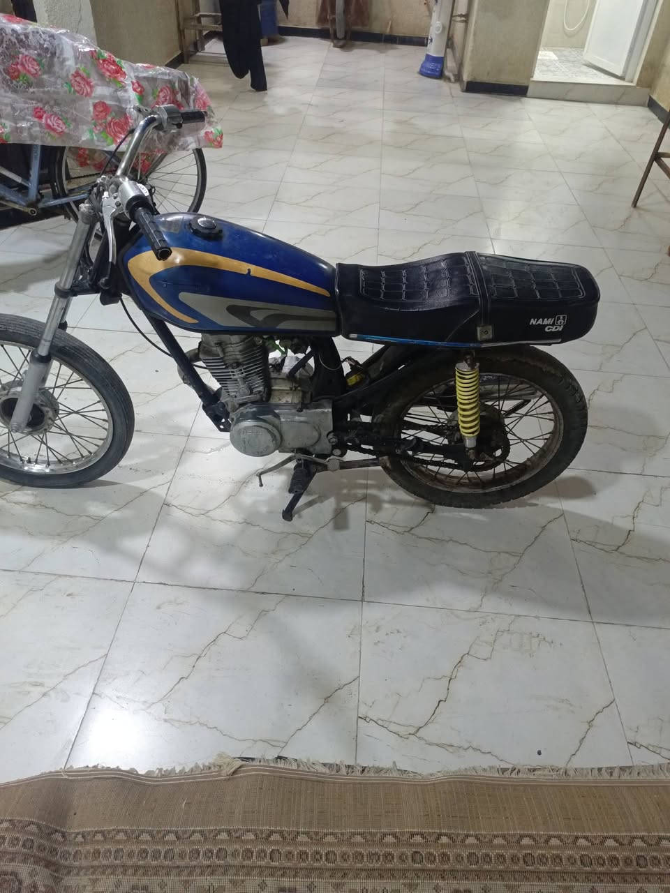 دراجه للبيع عوزها تاير امامي ب350وبيه مجال للشراي


**إذا كنت صاحب هذا الإعلان وتريد حذفه لأي سبب، رجاءا أرسل رسالة إلى الدعم الفني**