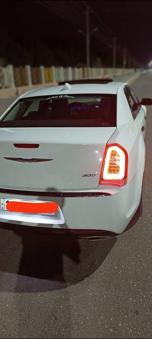 كرايسلر موديل 20 اصل معلايه 22 ب اسمي تحويل مباشر لمتد سياره فئة  C  سعرها 198 بيها مجال قليل للاستفسار *********** البصرة, العراق
