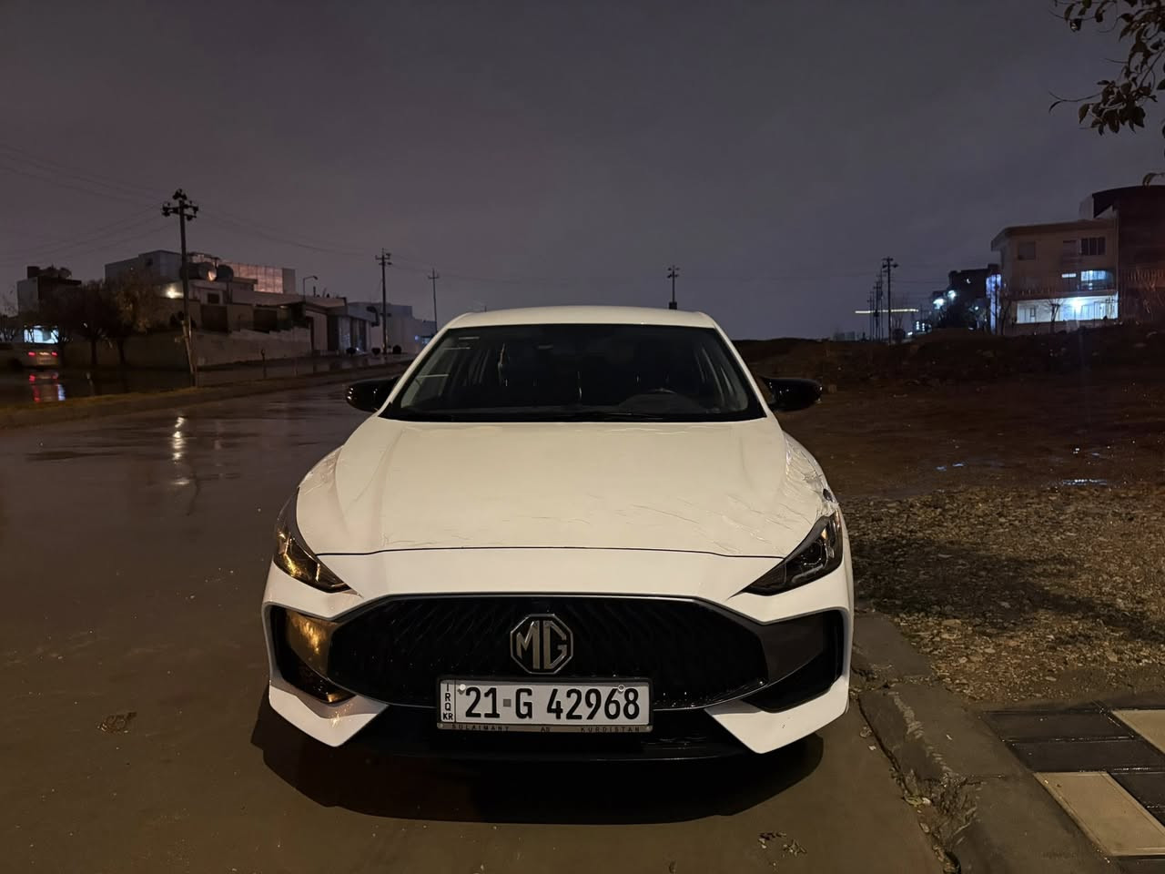 سەرەتا بەناوی خوای گەورە mg 2025 گێڕ عادی سەیارەکە لۆکە و هیچی پێوە نییە 11kmڕۆشتووە بۆیاخ تەنکە کامل جوانکاری بۆ کراوە ***********
