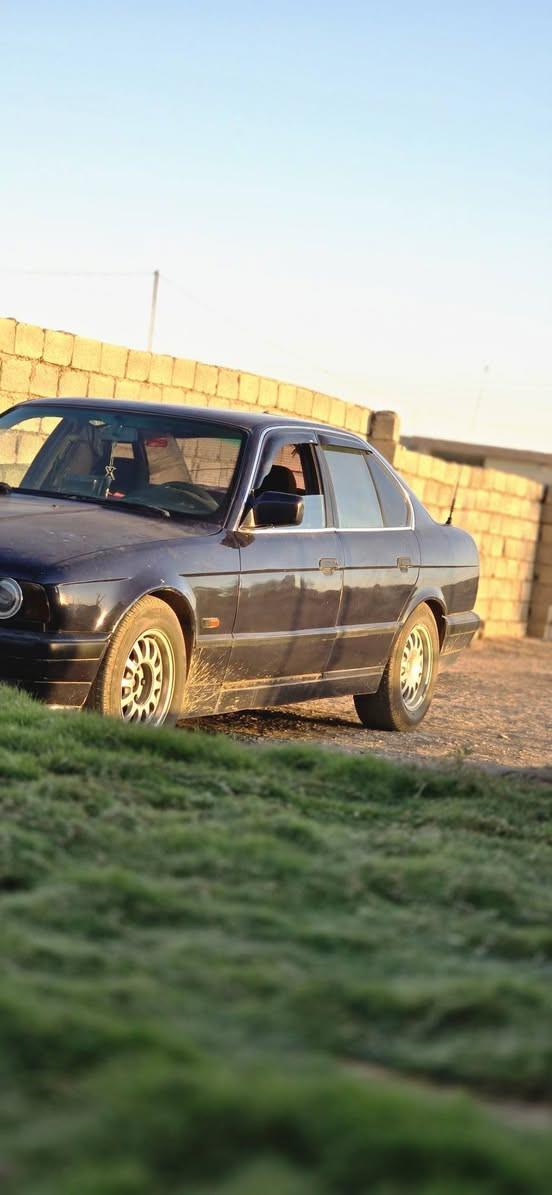 535BWM 
محرك 530 كير عادي محرك فل رقم نينوى أنكليزي بأسمي محرك وكير شرط 
مكاني ربيعة شراي اتصل وتدلل  
***********
