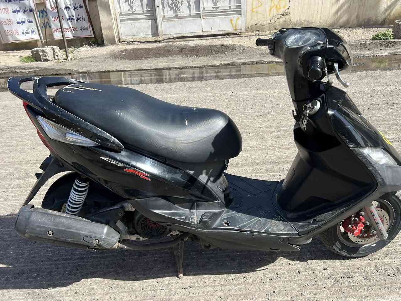 سلام عليكم دراجة ثعلب
كابريتر مكينة ممفتوحة  اي نضوح او تبخير مابيها مكينة خرسة مينسمع صواتها شلعة معدل مابيها  اي نقص كلها شغالة كفرات لاصفاح مختمة منفيس موجود +اسويلك مكاتبة من اسمي الى اسمك سعر600 مكاني العطيفية او المنصور
*********** خط+اتصال
