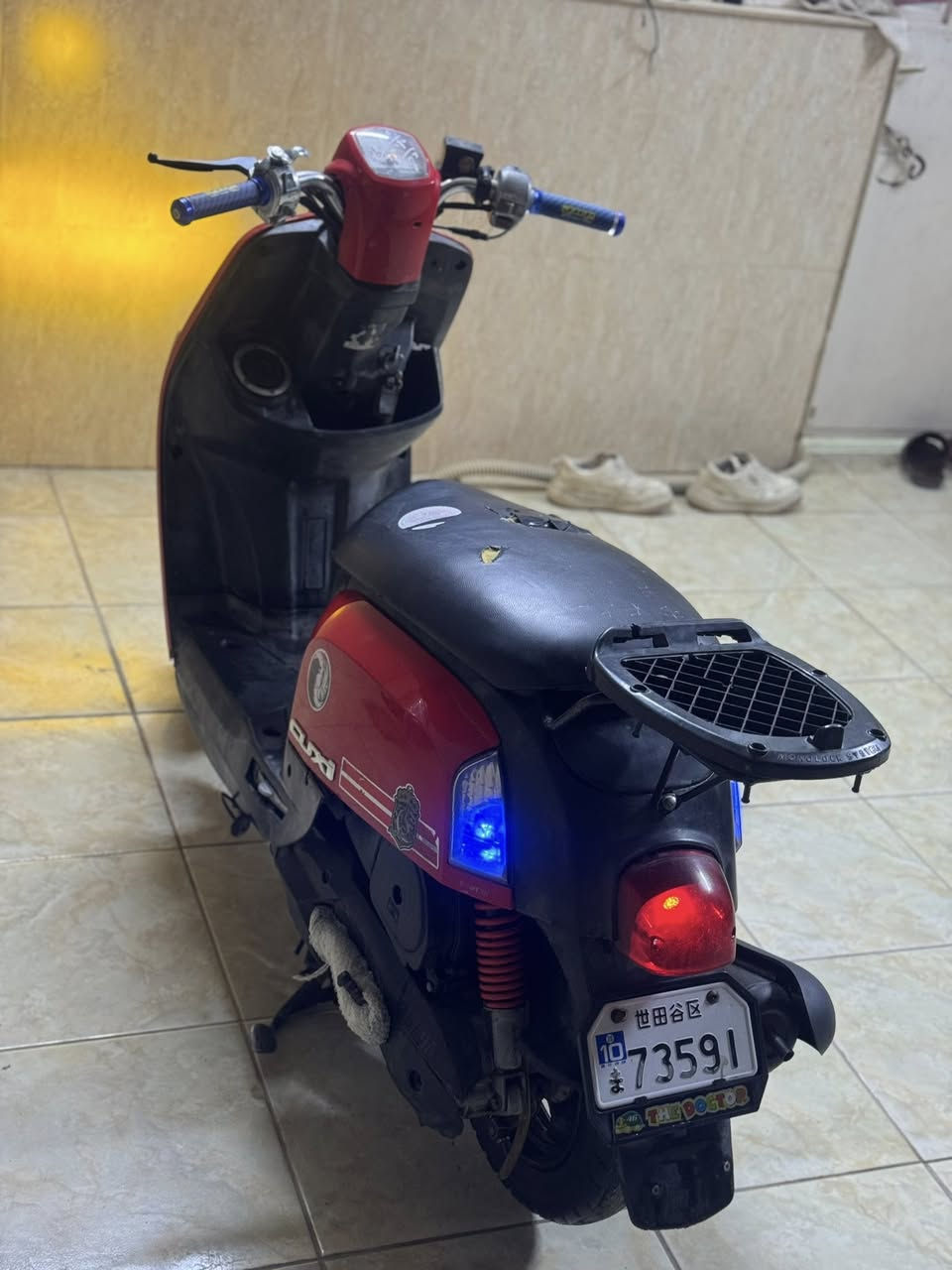 السلام عليكم ورحمة الله
ماكـس بوليسي 2010 الدراجه كفاله خير من الله مكينه خرسه  كابريتر   الدراجه مولحه كلها شغاله سلف هندر اشاير زنون عالي ناصي كفرات ختم سعرها 575 وبيها مجال قليل 
❇️مكانها ديالى الخالص هبهب للاستفسار ***********
يولد المو شراي لايتعبني وخادم الكم ❤️
