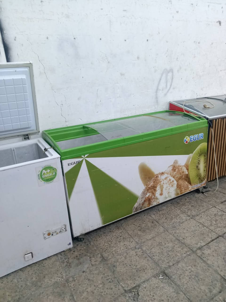 مستعدون لتجهيز المطاعم بكافه المعدات جديد ومستعمل وتصنيع كافه مستلزمات المطابخ جمله  الاستفسار اتصال او واتساب ***********
