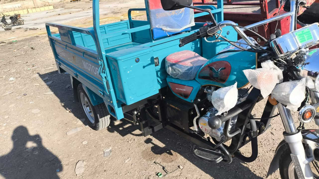 السلام عليكم ستوتة البيع جديد موديل 2023.طلعة..2025شهر12 داخلة كمرك رقم الهاتف ***********
