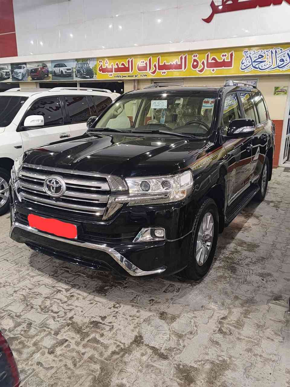 السلام عليكم تويوتا لاندكروز 2016 سيارة مكفوله  فقط ربع باب صبغ  محرك كير حداديه تبريد جاهزة من كلشي فول مواصفات واحد على واحد مثل ما موضح بالسونار
العنوان النجف رقم اربيل انكليزي بسمي  محرك 6 سلندر 
*********** رقمي
