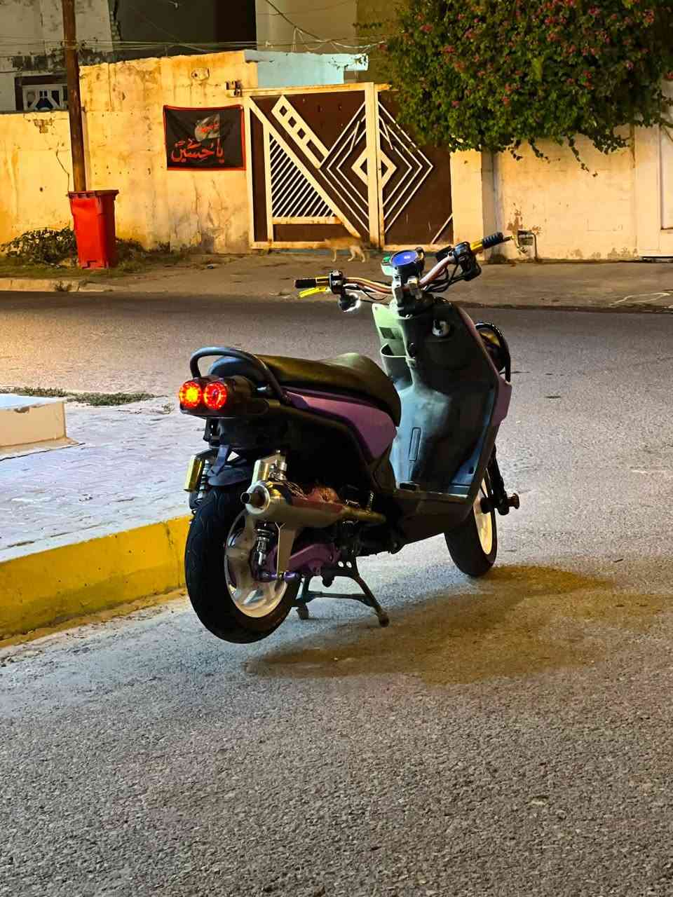 سلام وعليكم سكنس جبلي. بلادي على وضعهة صار شهر نازلة من معرض دراجة ختم واحد.   لونهة مميز😍. شراي يتصل.  ما متواجد ع فيس.     مكاني واسط العزيزية ***********
