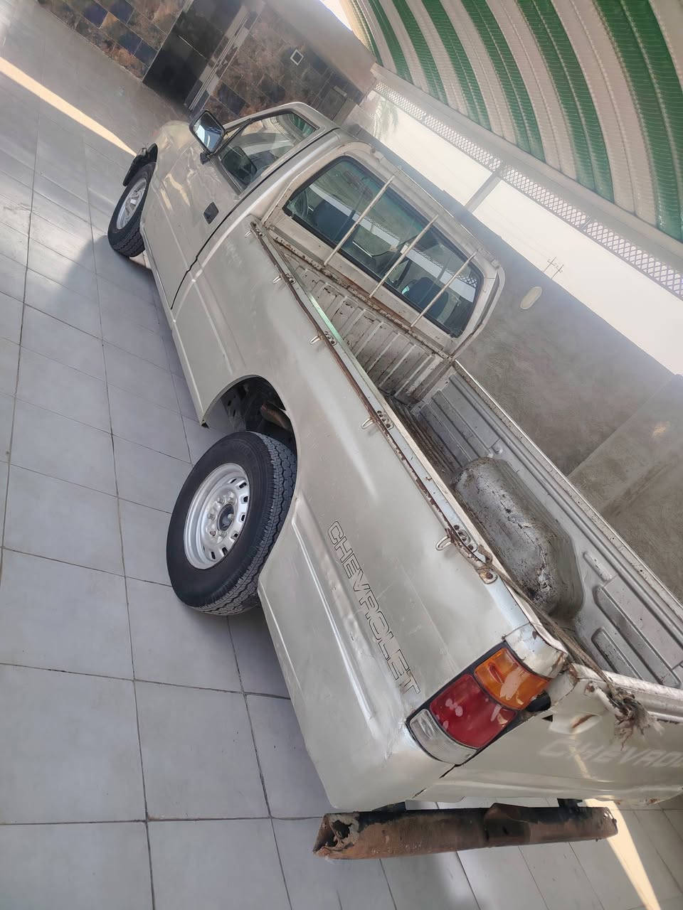 السلام عليكم ورحمة الله وبركاته للبيع سياره ازوزه موديل ١٩٩٤ خمسه جنكال معامله R  الماني تحويل سياره حلوه واقتصاديه بمصرف البانزين بشكل مو طبيعي تخم تاير  جاهزه بكل التفاصيل كهربائيات رقم صلاح الدين السعر ٦٠ ورقه وبيها مجال الموقع صلاح الدين الضلوعيه الجبور للاستفسار ***********
