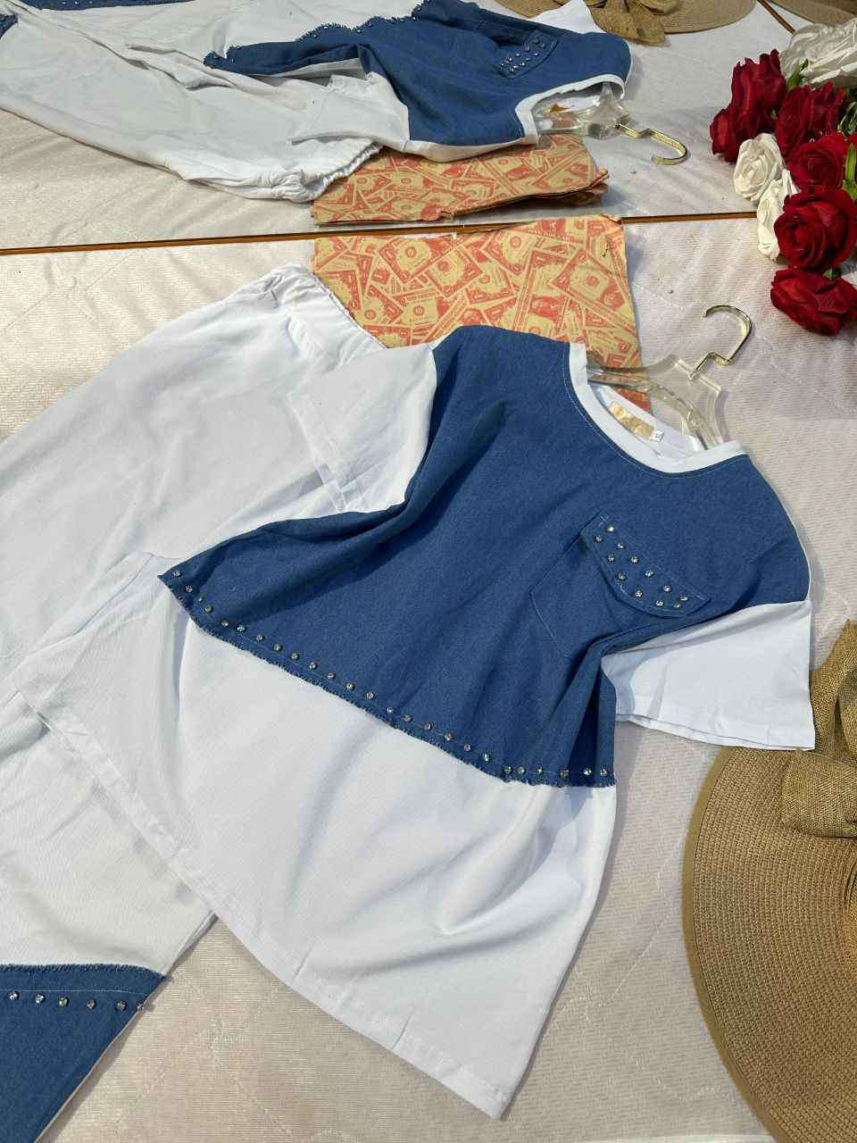 سوت قطعتين

الخامه حجري مطعم بجنز

القياسات M L XL XXL بغداد, العراق


**إذا كنت صاحب هذا الإعلان وتريد حذفه لأي سبب، رجاءا أرسل رسالة إلى الدعم الفني**