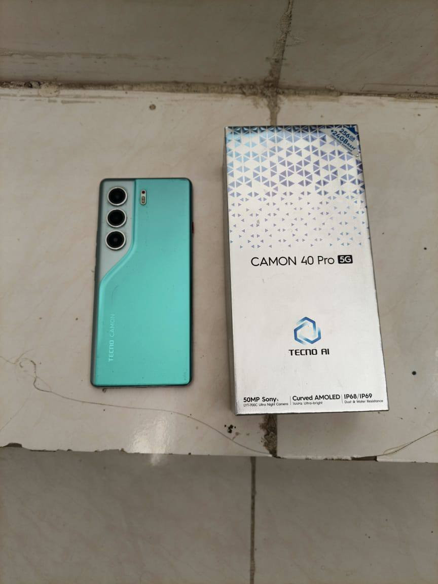 للبيع...
موبايل تگنوكامون ٤٠برو 5G جهاز جديد كسر كارتون السعر290
للاستفسار ***********
