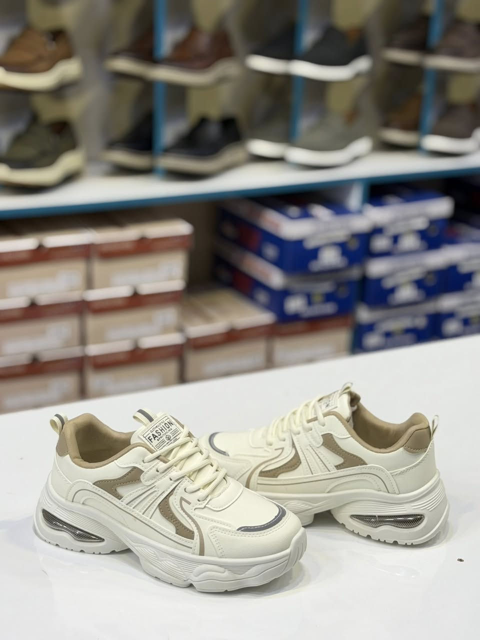 جديدنا❤️ترانشوز شبابي او نسائي مميز وخفيف👌شغل يجنن الوان مميزه🌹القياسات(41-37)✅السعر 15الف🔥
العنوان-حله-حي بابل-مقابل محطة القطار📍
متوفر توصيل لجميع محافظات العراق🚛


**إذا كنت صاحب هذا الإعلان وتريد حذفه لأي سبب، رجاءا أرسل رسالة إلى الدعم الفني**