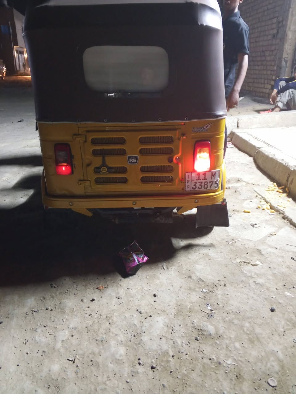 تكتك 2019 شهر 11 للبيع كفاله عامه ماعده دوس العنوان بغداد الكماليه المعوقين السعر 6500 وبيه مجال ***********
