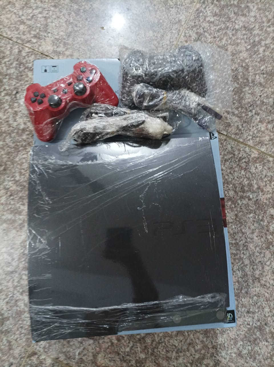السلام عليكم 
اخوان بلاستيشن ثري الملحقات PS3♥️
البلاستيشن نضافه 89 نسخه الشرق الاوسط💯
يده مطابق درجه اولى + يده مجانيه المجموع يدتين 🎉
كيبل HDMI اصلي من الشركة💯
كيبل التشغيل كامل ملحقات
كيبل شحن اليده الاصلي 
الهارد اصلي 320GB+ العاب 🔥 والكارتون 

السعر بهيج نضافه وكامل ملحقات والعاب
150 الف + التوصيل 5 ومبروك عليك 🔥🎉


**إذا كنت صاحب هذا الإعلان وتريد حذفه لأي سبب، رجاءا أرسل رسالة إلى الدعم الفني**