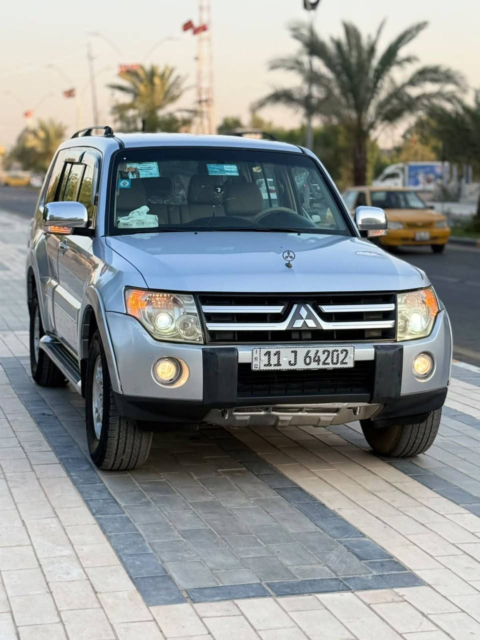 سلام عليكم باجيرو 2008 رقم بغداد دولي بسمي تحويل مباشر حجم المحرك 3500 مكفوله عله واضع الشركه معروفه خليجي السياره جديده مال جناي فورويل      دتفئه تبريد  اشارة بل مري شفط تحكم ستيرن ثلاثا جها   تبريد ثلاث قطع حساسات خلفيه زاد ثلاجه تخم تاير كير مكينه حداديه خير من الله سياره جديده سياره كفاله من ضربه كفاله من صبغ كفاله من تبديل وبل عافيه على يااخضه سعر     110  مكان بغداد رقم ***********
