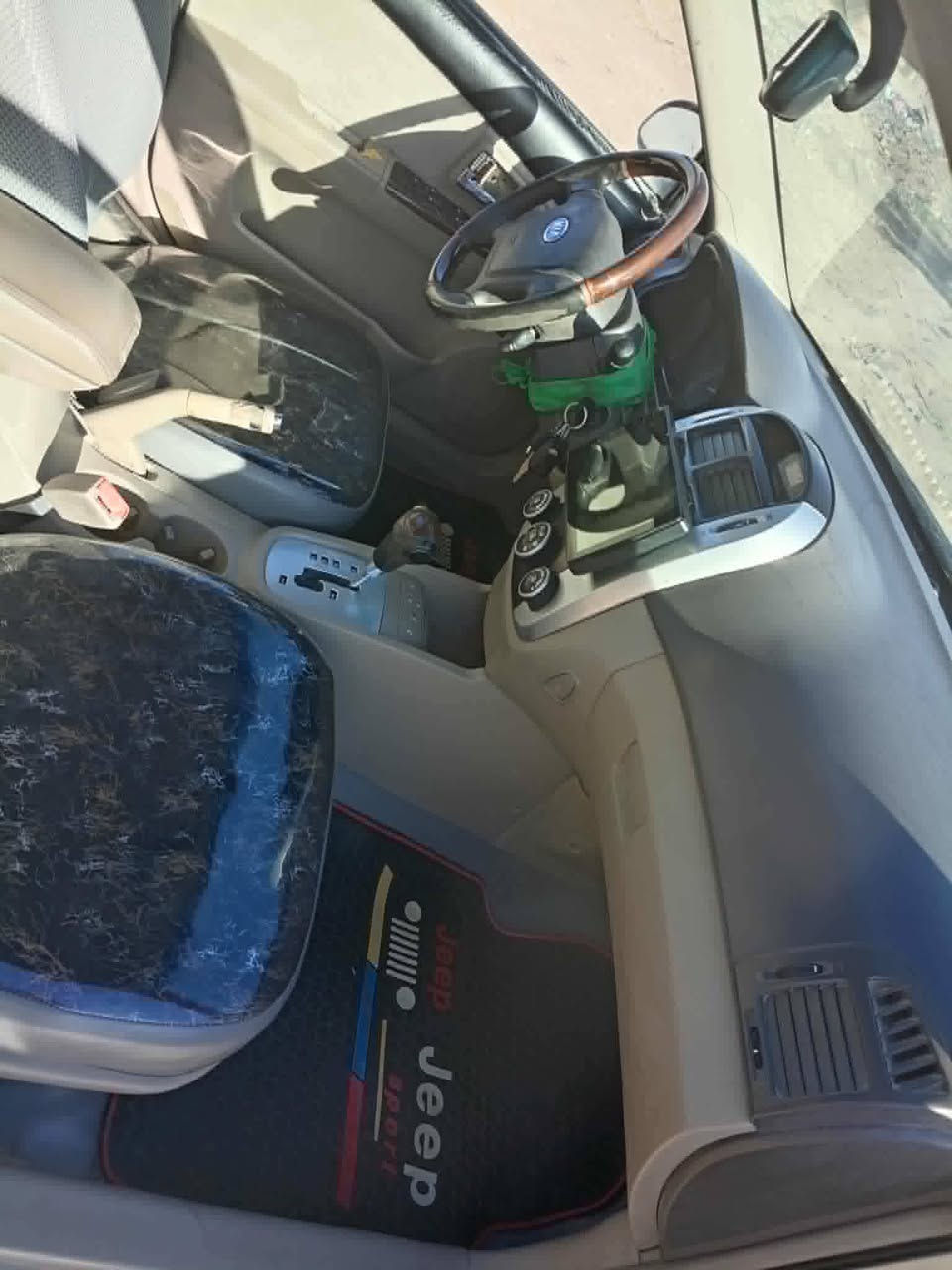 سوراته موديل 2007بابل بسمي سياره كير مكينه  مقفل سياره ماشيه سنويه /***********
