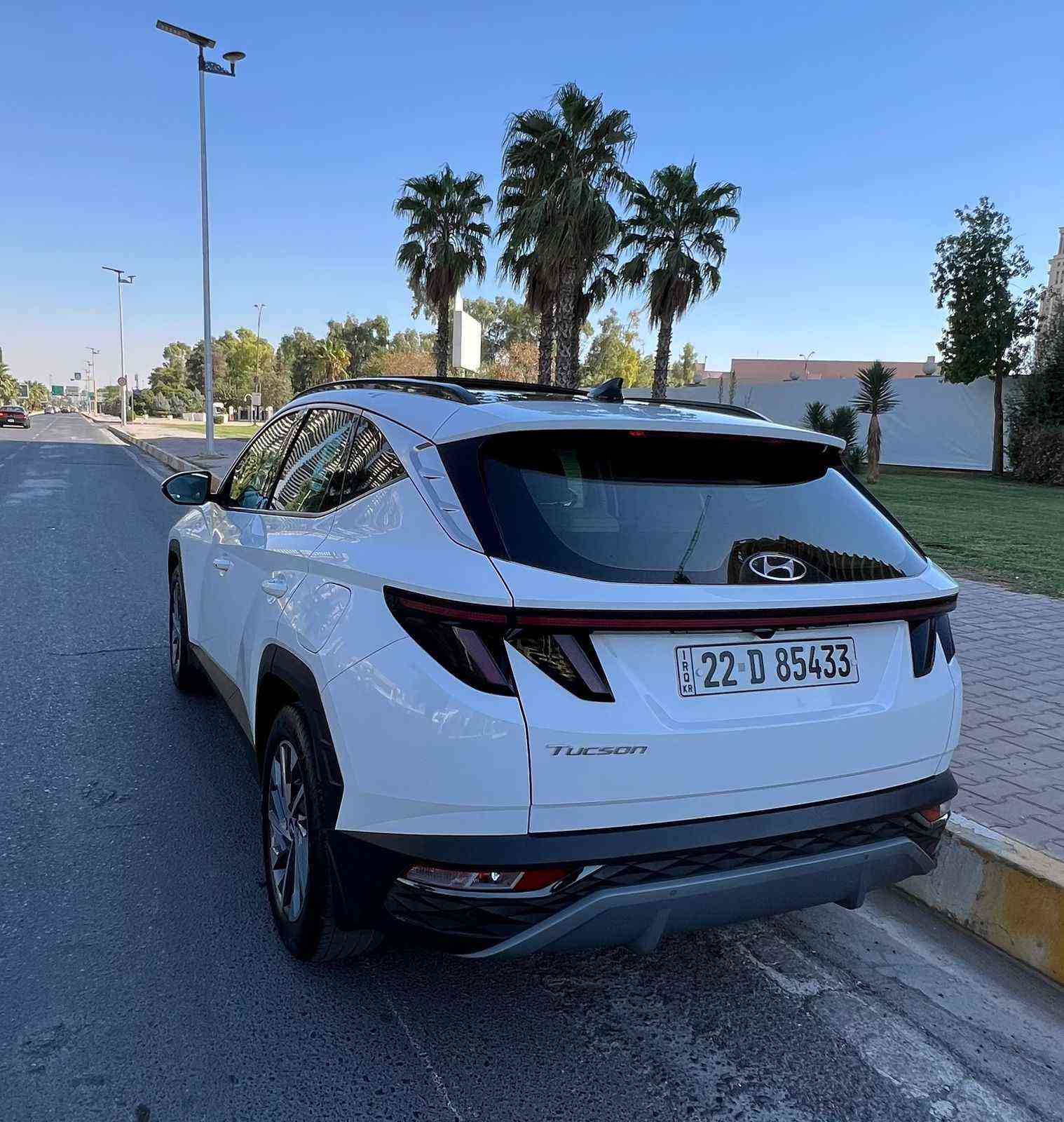 عليكم  ..***********
توسان 2023خليجي مكفوله كفاله عامه  
ماشية ٣٠ الف كيلو متر فقط
مواصفات فول فول فول  البانوراما   ‎
مكينه 2000 دوش
بصمه + بصمه ابواب
هاند بريك بصمه 
اشارة ترحيب
كامره دواره 
‏‎دشبول شاشه 
مري شفط
تحكمات استيرن
‏‎تبريد قطعتين 
‏‎حساس امامي 
‏‎حساس خلفي 
‏‎درايف مود  
‏‎مقاعد امامية كهرباء 
‏‎بردات أبواب خلفية 
رقمها اربيل  الدولي الجديد 
السعر 235ورقه وبيها مجال بسيط 
للاتصال *********** بيه وتساب بخدمتكم أربيل, العراق
