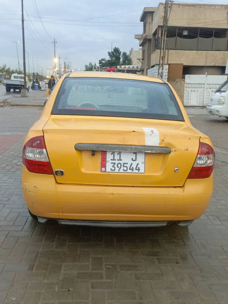 معروض طيبه للبيع موديل 2015 سيارة شوفت عينك كير مكفول مكينه بيها تبخير حادثها جاملغ امامي بس  سنويه  بأسمي هزة جديدة مكاني بغداد حي الجهاد *********** سعر 35 وبيها مجال حك الجيه
