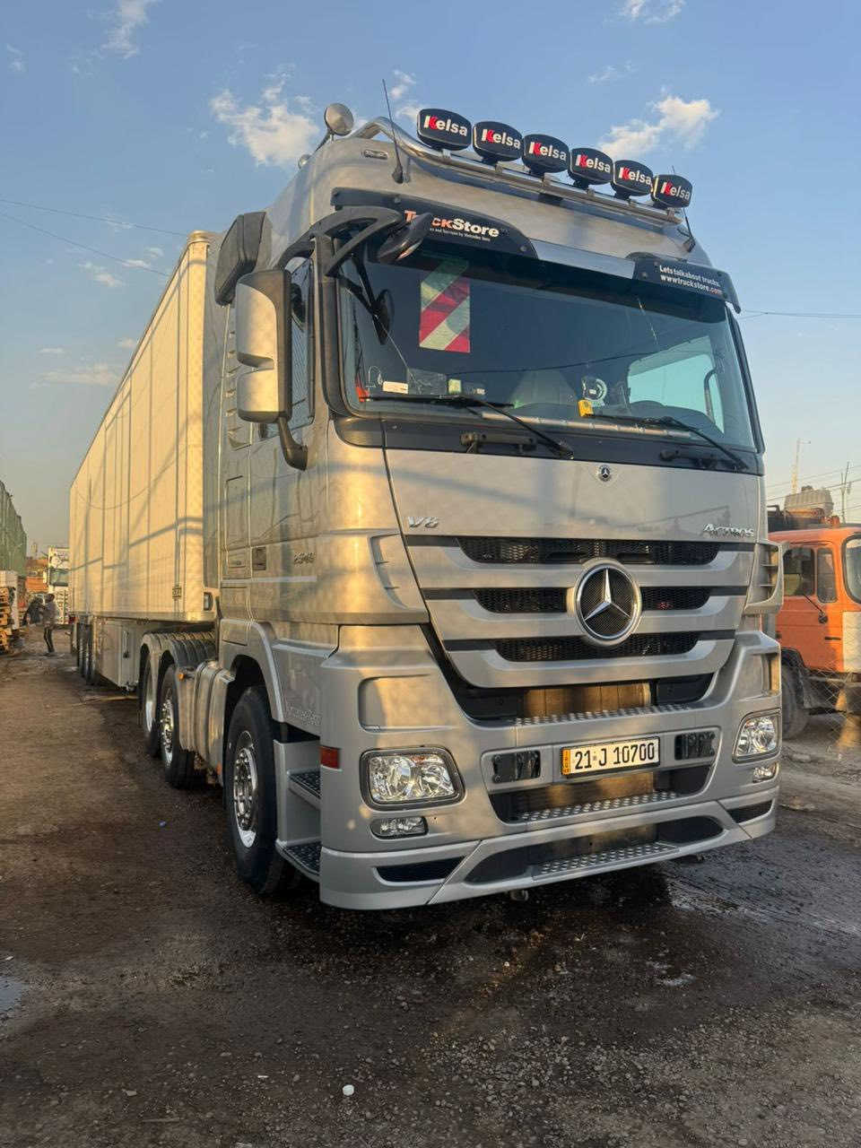 السلام عليكم اكتروس 2008اوتماتيك حجم 25/46فول مواصفات تبريد رتايدر  عربانه شيرو موديل 2006جهاز 200aقايش عريض السعر 775$الاتصال على الرقم ***********//‭٠٧٧١ ٧٣٨ ٤٤٣٧‬
