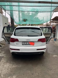 مرخصت مدير الكروب المحترم اودي موديل ١٢ مكينه ٦ سلندر سوبر جارج فول مو...