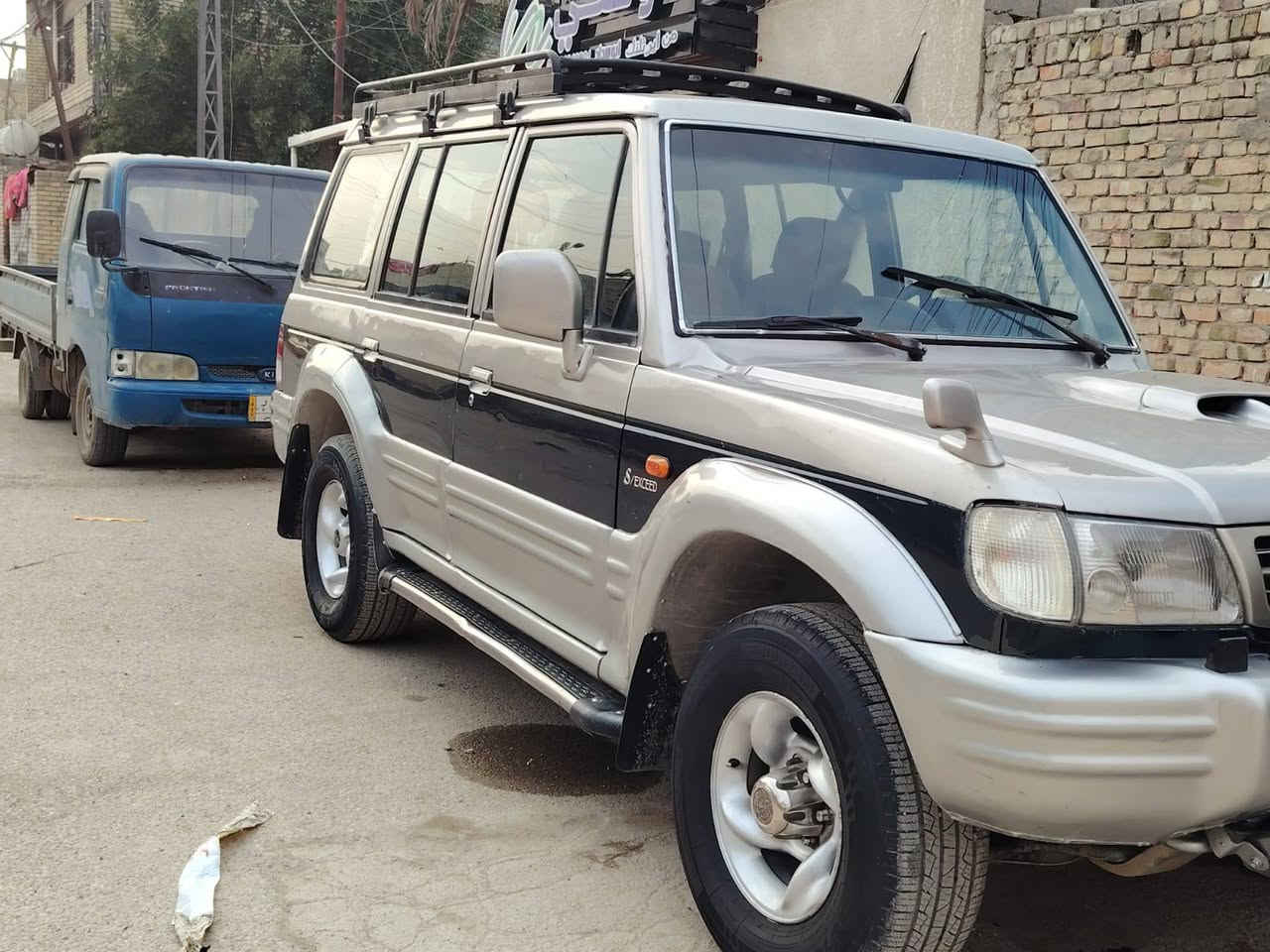 سلام عليكم
سياره كالوبر مديل 1996
مصبوغة حزام جماليه مكينه ففتي 
المكان مدينه الصدر حي طارق
السعر 50رقم صاحب السياره ***********
ملاحضه مكلف بلنشر
