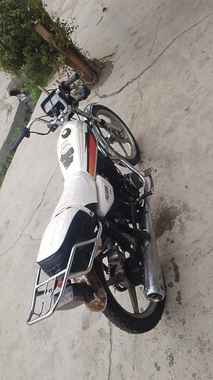 سلام عليكم دراجه البيع جني موديل 2020 كهربائي كله شغال شرط حيل نضيفه سعره 250 بيه  قلبف


**إذا كنت صاحب هذا الإعلان وتريد حذفه لأي سبب، رجاءا أرسل رسالة إلى الدعم الفني**