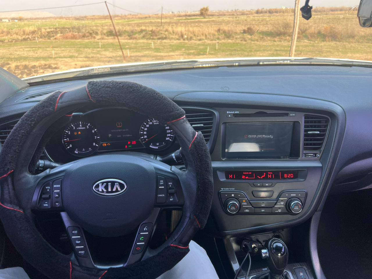 #للبيع
السلام عليكم (أوبتيما K5) فول محرك كير شركه كهربائيات كلها شغاله فتحه سقف شاشاه تحكم قياده تايرات تخم جديد تدفئه تبريد /السياره ادوات / السعر 55$ وبيها مجال‪0782 831 4006‬‏ متواجد اتصال فقط لاتراسلني .ادمن
