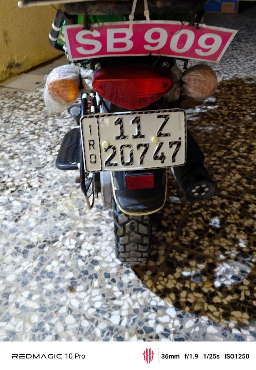 سلام عليكم دراجه للبيع بوكسر 2023رقم بغداد مامجفته دراجة كلش حلوه عنوان شهدا لبياع السعر على هاذا رقم ***********
