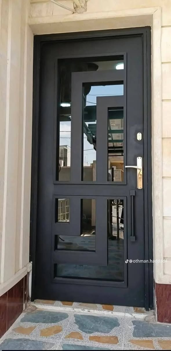 سلام عليكم يعلن معمل حدادة سروك بتخفيض أسعار فقط200الف💵 باب قاصه موديل مودرن نضام تركي 💯 جوده عاليه 💯
***********
