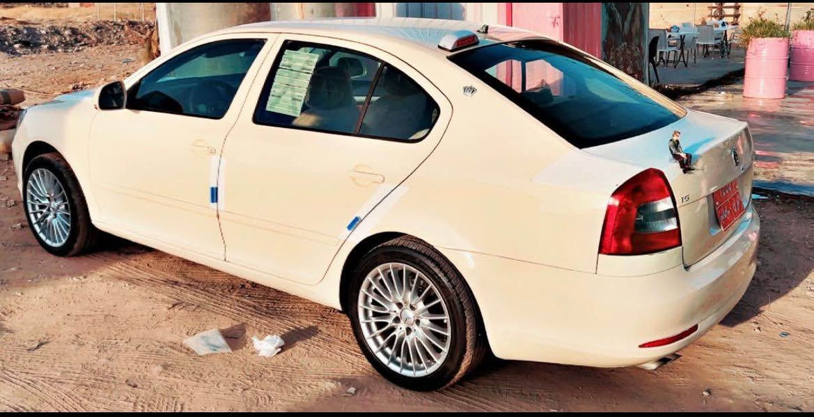 سكودا ٢٠١٣ (٣٠ورةقة خرامةى لة سةرة) بيش كةبس و بشتى كةبس بس يةك جاملغى بشتةوة بةمبة..تاقانةى هةوليرة(طايةكانى كاتمة نمجة درع)
+964 750 232 6061
ئةوةش رةقةم ساحيبى أربيل, العراق
