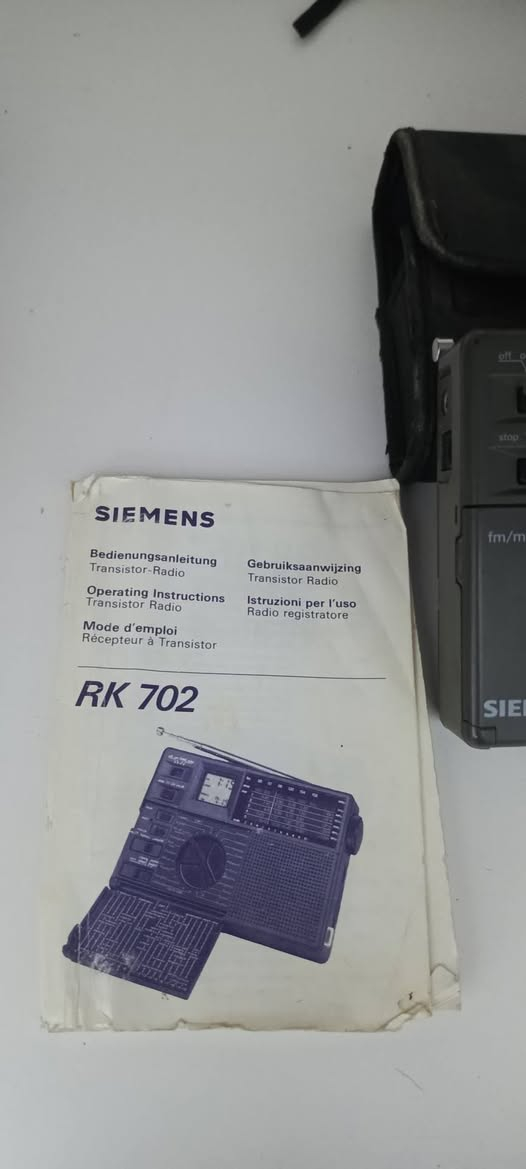 راديو سيمنس جديد كتلوك وجنطه جلد الصليه وياه


**إذا كنت صاحب هذا الإعلان وتريد حذفه لأي سبب، رجاءا أرسل رسالة إلى الدعم الفني**