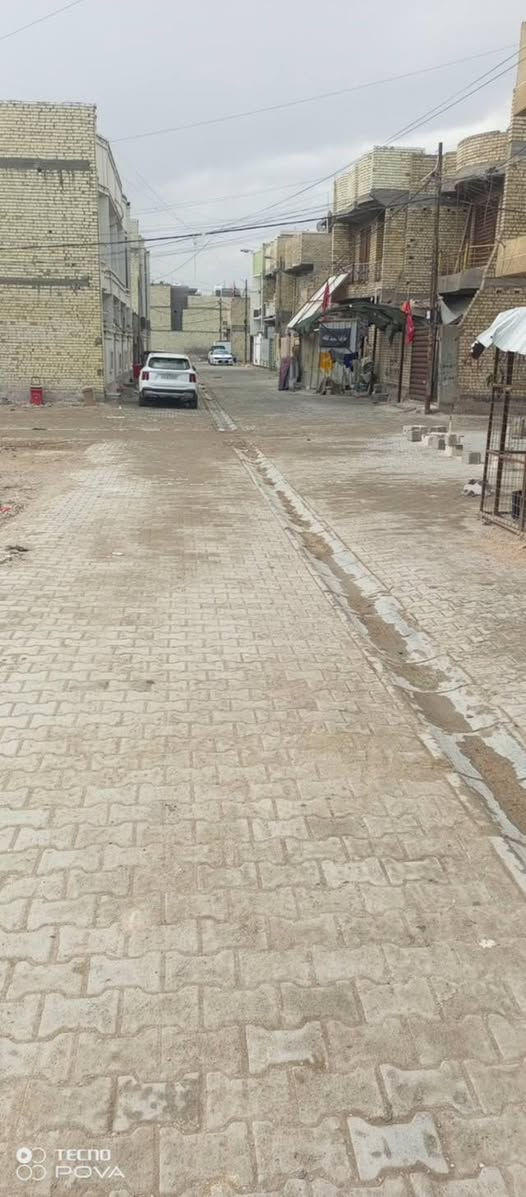 بيت 100متر طابق واحد علا شارع الغربي قريب شارع ابو الدهن بيت جديد بيع مستعجل السعر 105بي مجال للشراي لاستفسار ***********او مراجعت مكتب شيخ حميد التميمي
