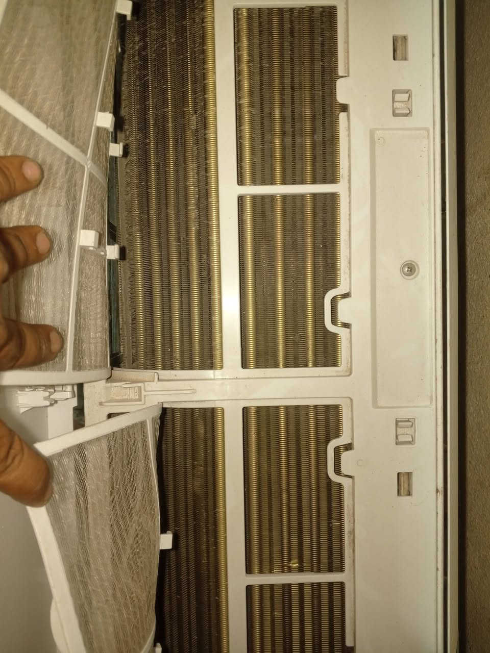 سبلت طن ونص انفيرتر محترگ كارت الخارجيه فقط بعده جديد السعر 200مكاني بصره الجبيله ***********

