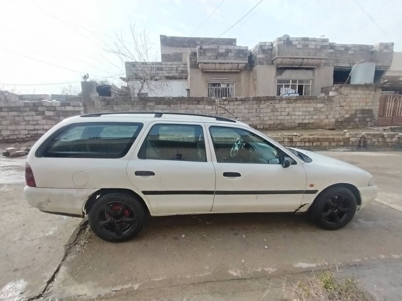 فورد مونديو موديل 1994. رقم جديد سنوية 2030 هزة جديدة. كير ومحرك  شرط. طخم تايرات جدد. دوشمة جديدة. كابون بنزيل. شرط التحويل. للتواصل الاتصال على. ***********   ////  ***********  / السعر 28 وبيها مجال
